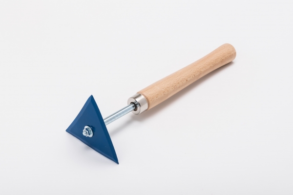 Bark-scraper